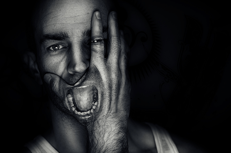 Şizoid Ne Demek? Şizoid Belirtileri ve Tedavisi